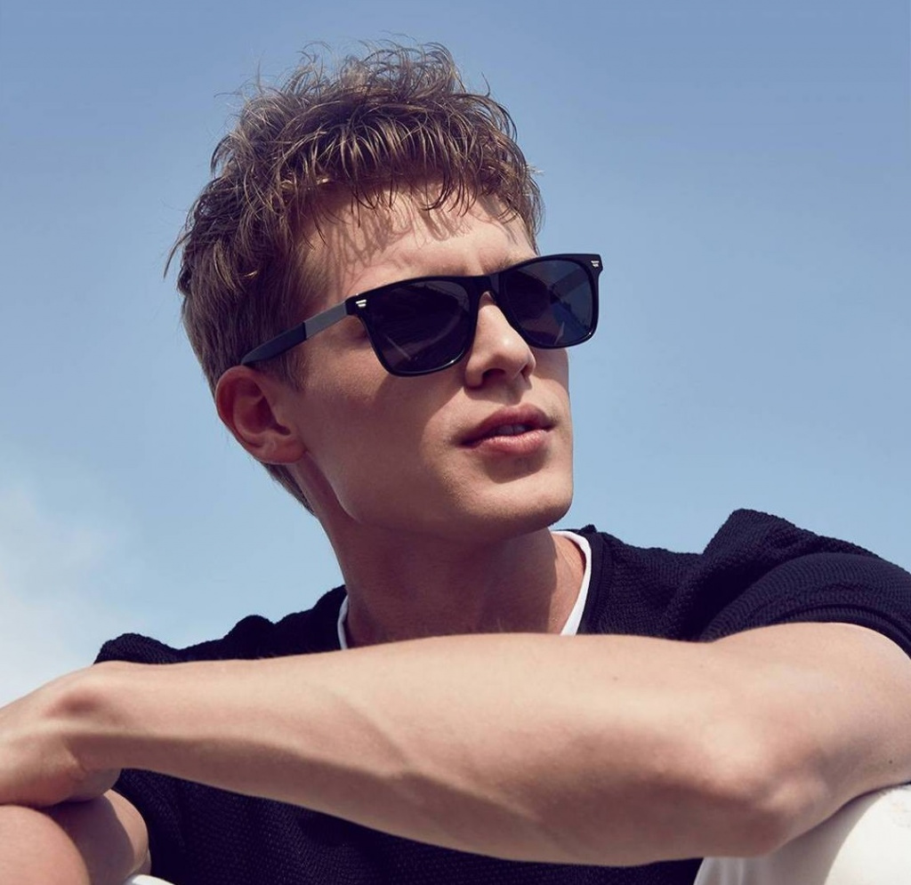 Turok-Steinhardt-sunglasses-travelers-Grey-SM007-0220-09_19793_1522843038.jpg