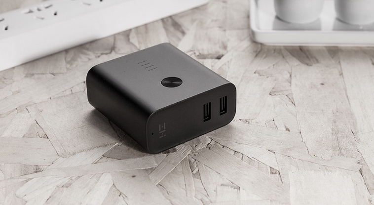 zmi-power-bank-5200-mah-dual-mode-smart-charger-6.jpg zmi-power-bank-5200-mah-dual-mode-smart-charger-6.jpg