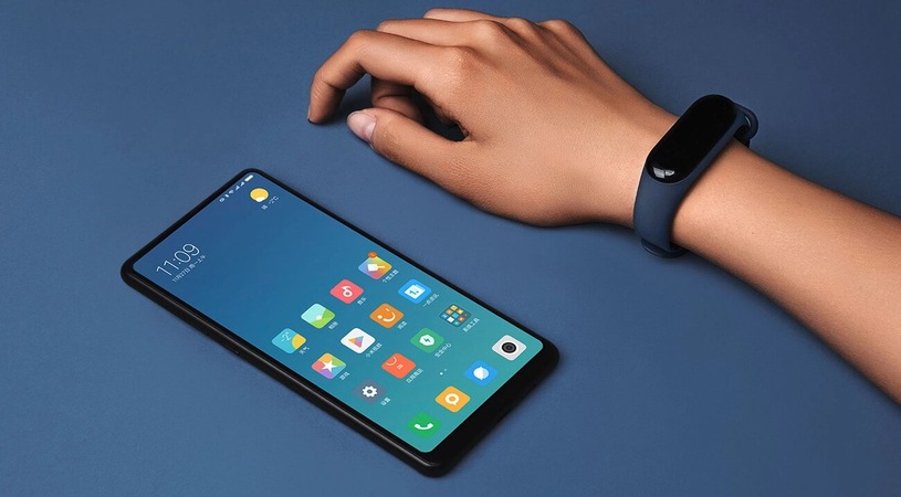 Premera-Xiaomi-Mi-Band-4-v-2019-godu.jpg Premera-Xiaomi-Mi-Band-4-v-2019-godu.jpg