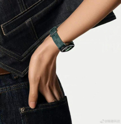 Фитнес-браслет Xiaomi Mi Band 8, кожаный ремешок (Green/Зеленый)